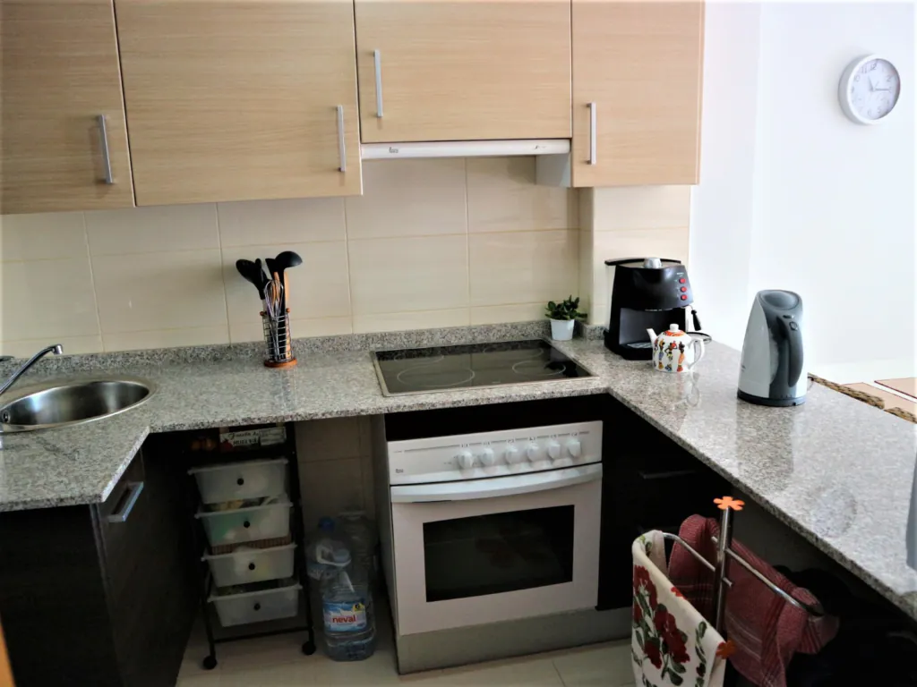 Modern 1-Bedroom Apartment with Pool & Terrace – 500m to Beach
