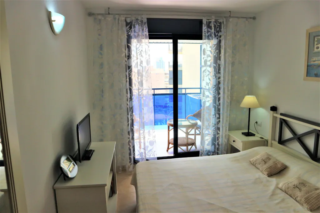 Modern 1-Bedroom Apartment with Pool & Terrace – 500m to Beach