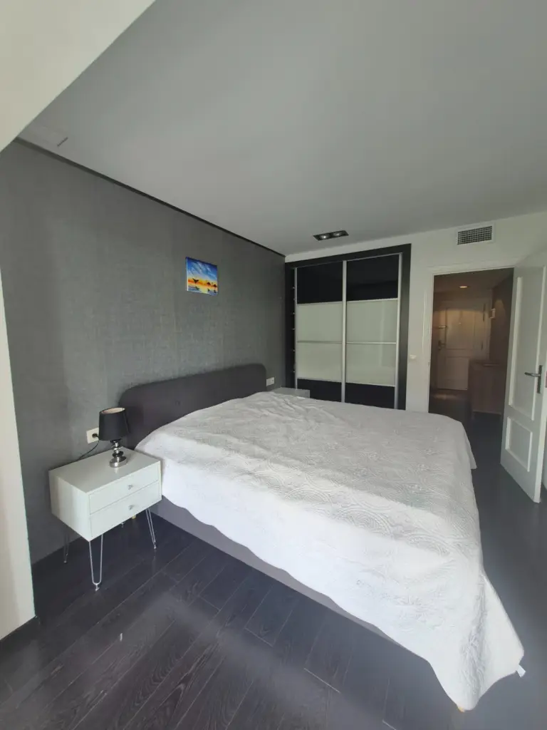 Modern 1-Bedroom Apartment in Gimelo 24 Complex – Beach 150m