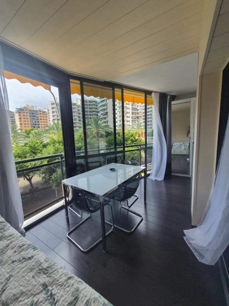 Modern 1-Bedroom Apartment in Gimelo 24 Complex – Beach 150m