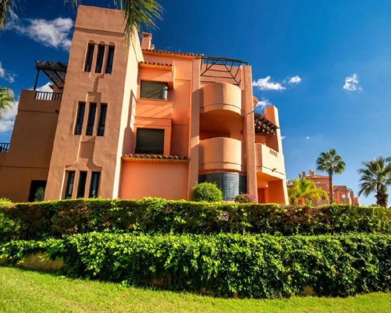 Renovated 2-Bed Apartment with 50m² Terrace in Sierra Cortina